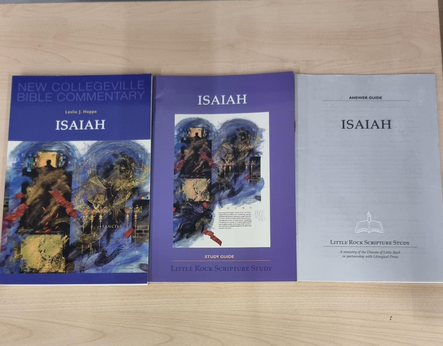 LRSS Isaiah : New Collegeville Bible Commentary
(Old Testament Volume 13) Full Set