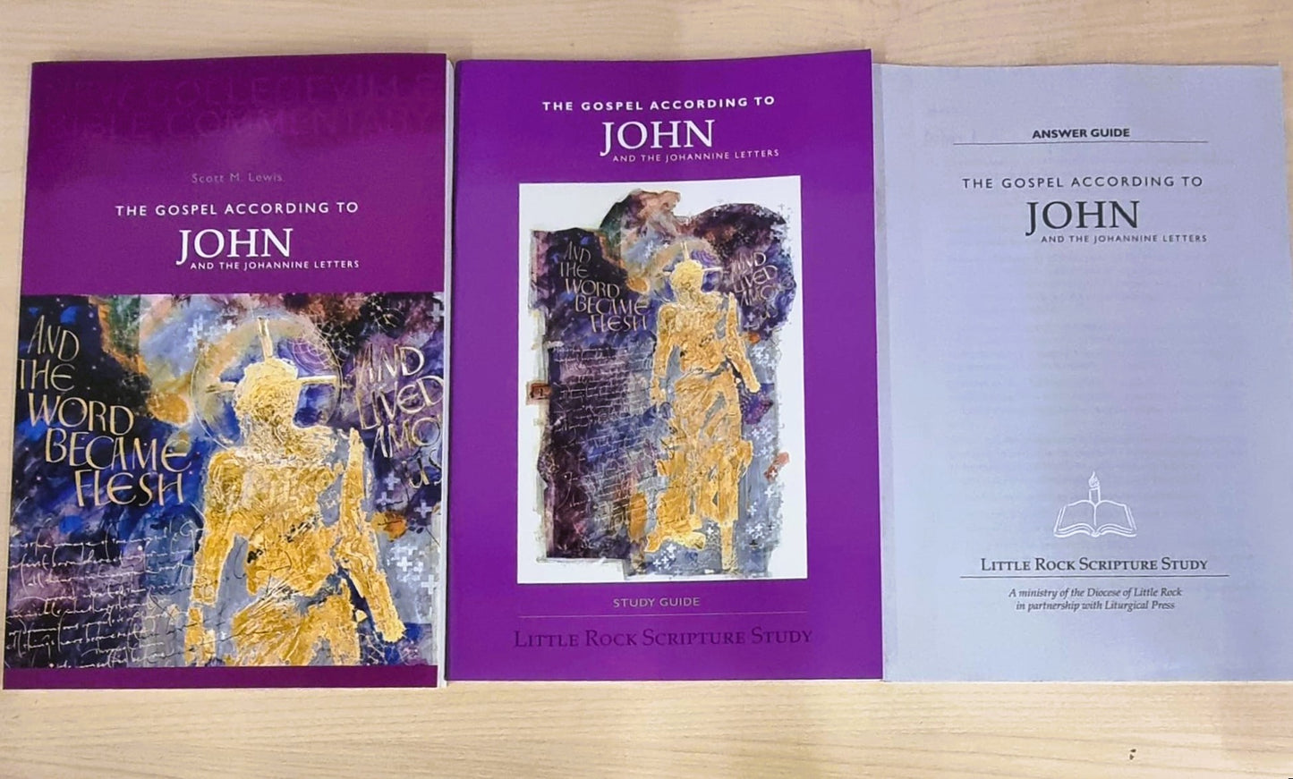 LRSS The Gospel According to John and the Johannine Letters : New Collegeville Bible Commentary
(New Testament Volume 4) Full Set